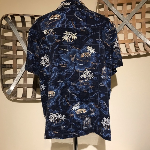 La Cabaña Tropical  Map Button Down Shirt - Picture 4 of 8